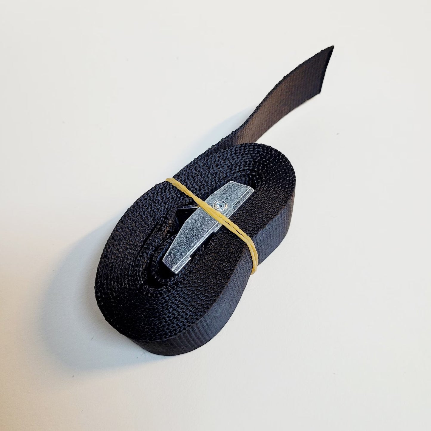 SUB G5• Auto-Subwoofer 200 Watt RMS passgenau für Golf 5 & Golf 6