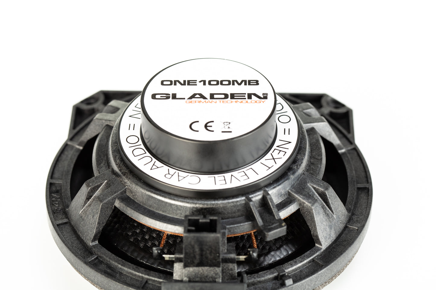 GLADEN SoundUP für Mercedes C-Klasse (W205) mit Comand und Basis-Sound